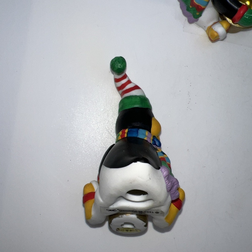 Vintage 1995 Penguin Christmas Candle Holders Set Of 4 - Picture 6 of 15